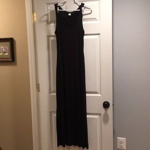 Old Navy Black Knit Maxi Dress